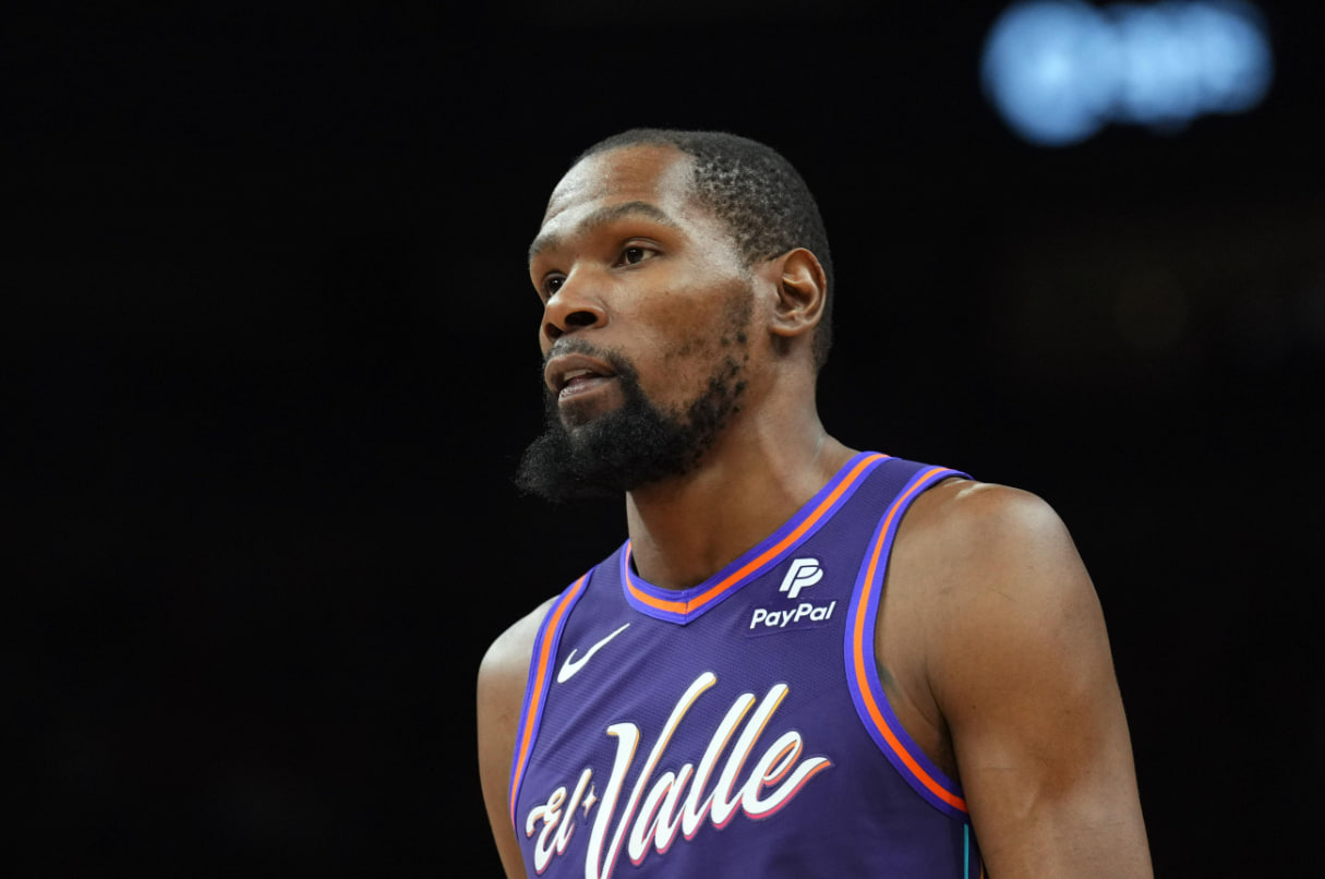NBA周末焦点战：太阳挑战绿军，杜兰特赞对手为最强首发